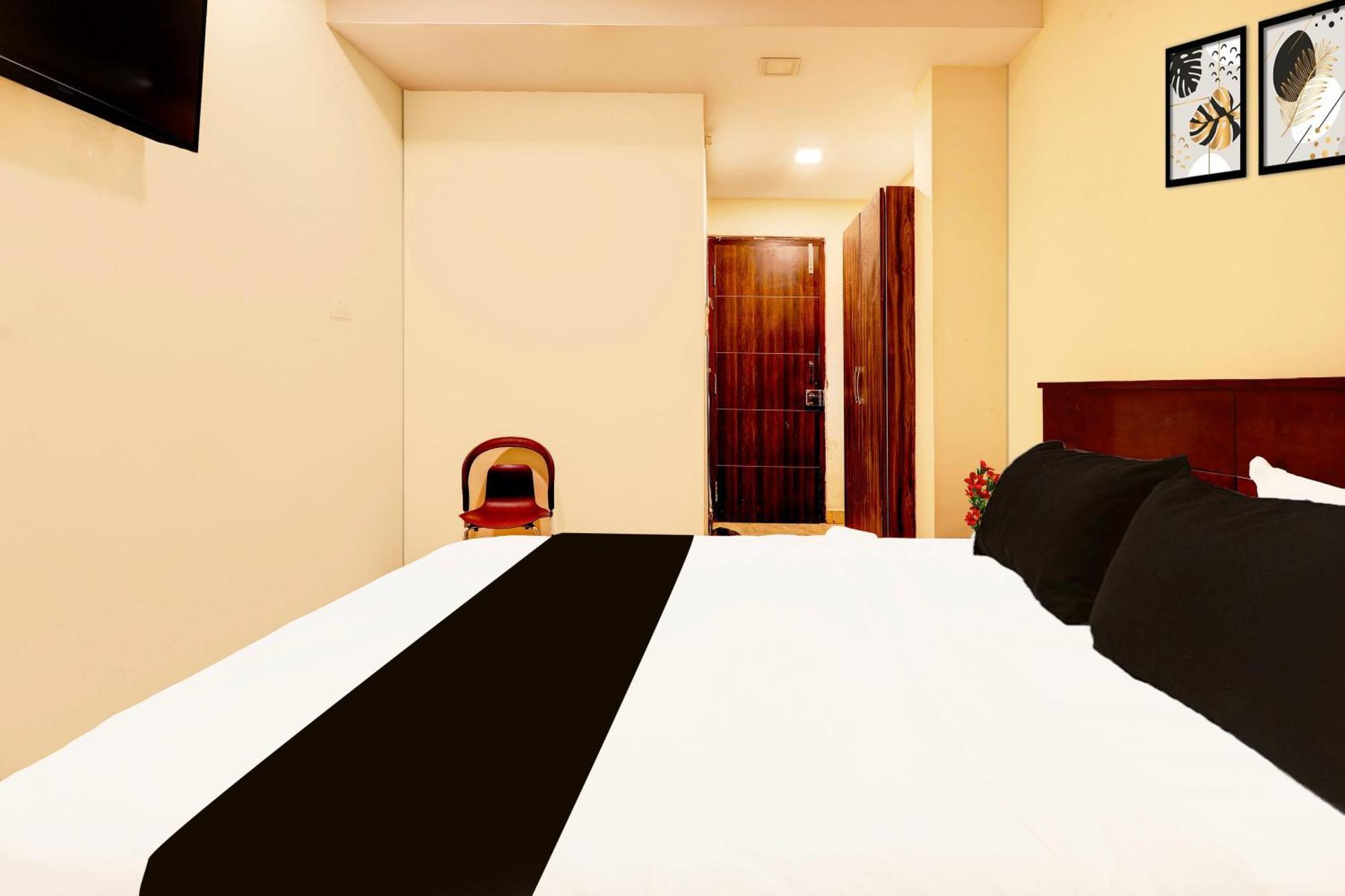 Vijayawāda Super Hotel O Mahanadu Formerly Akshaya Bheemas מראה חיצוני תמונה