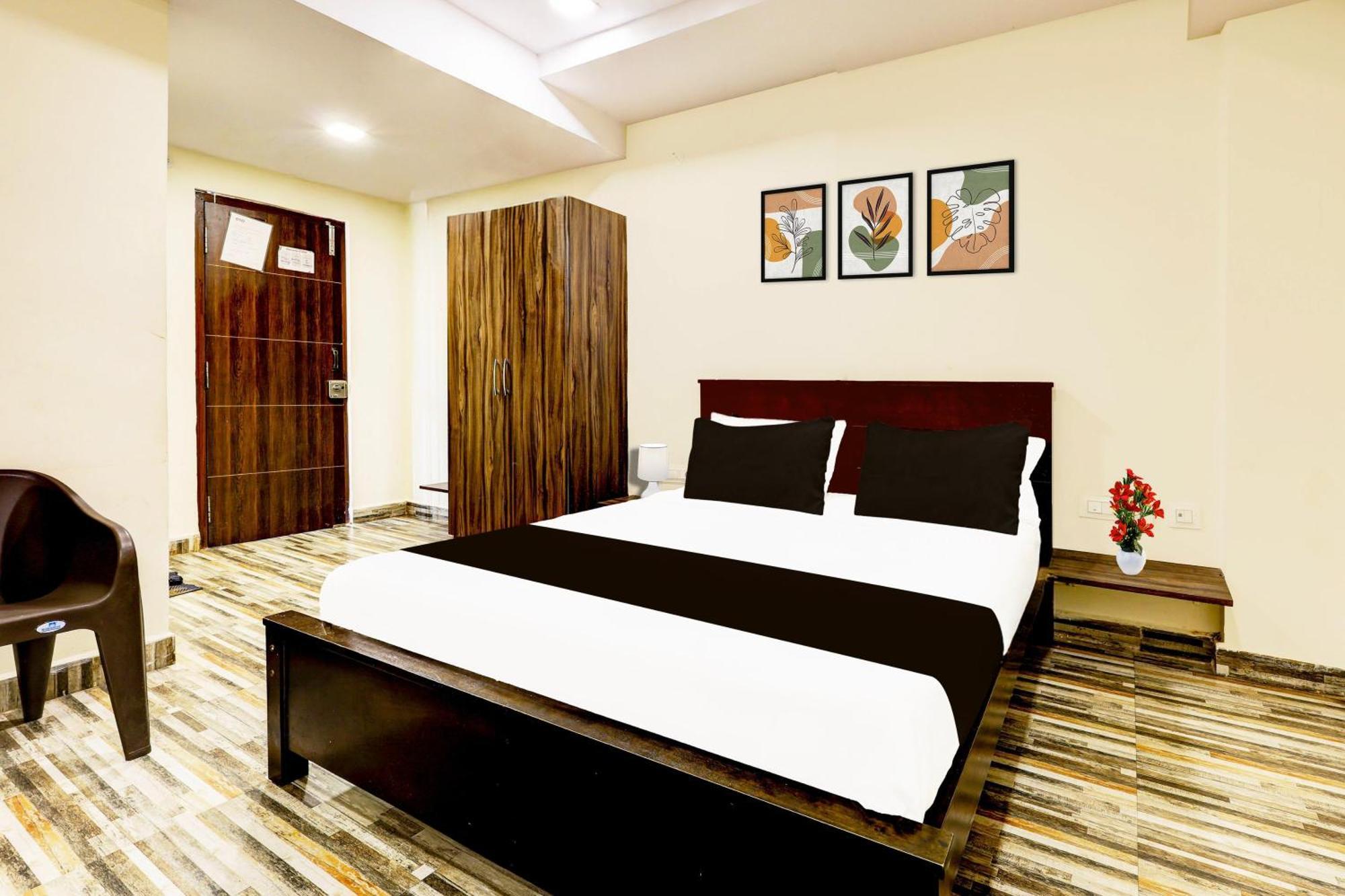 Vijayawāda Super Hotel O Mahanadu Formerly Akshaya Bheemas מראה חיצוני תמונה